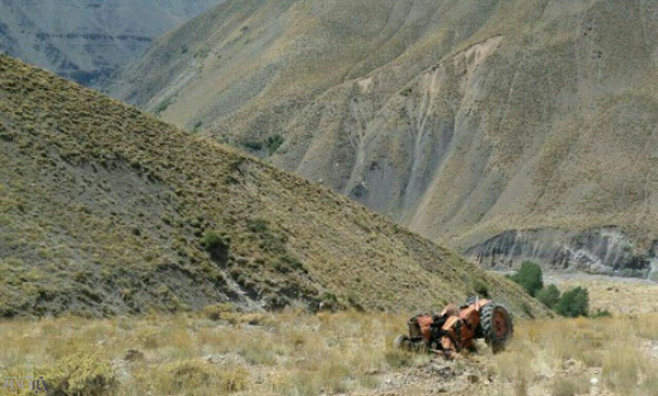 سقوط تراکتور به دره در جاده روستایی پلدختر/ کشته شدن سه نفر در این سانحه