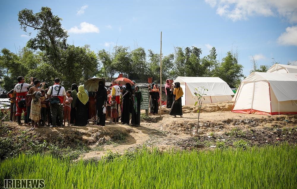تصاویر | وقتی کمک‌های هلال‌احمر به آوارگان میانماری رسید