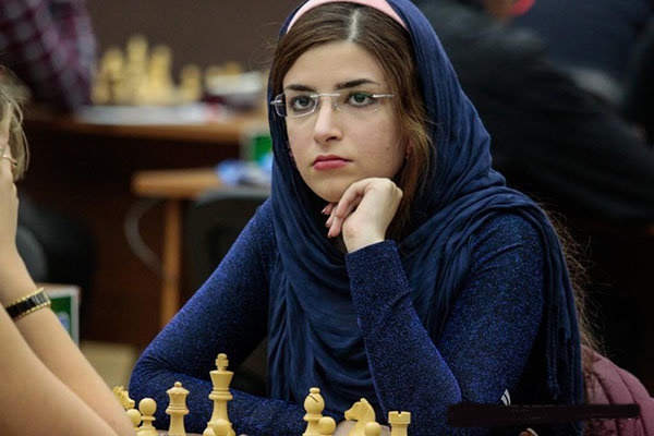دختر شطرنج‌باز ایرانی به تیم ملی آمریکا پیوست