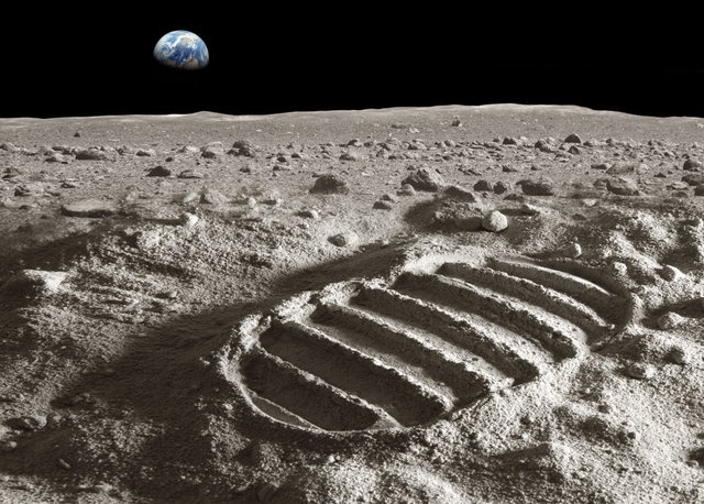 کشف تونل ۵۰ کیلومتری در ماه/ افزایش احتمال امکان زندگی انسان 