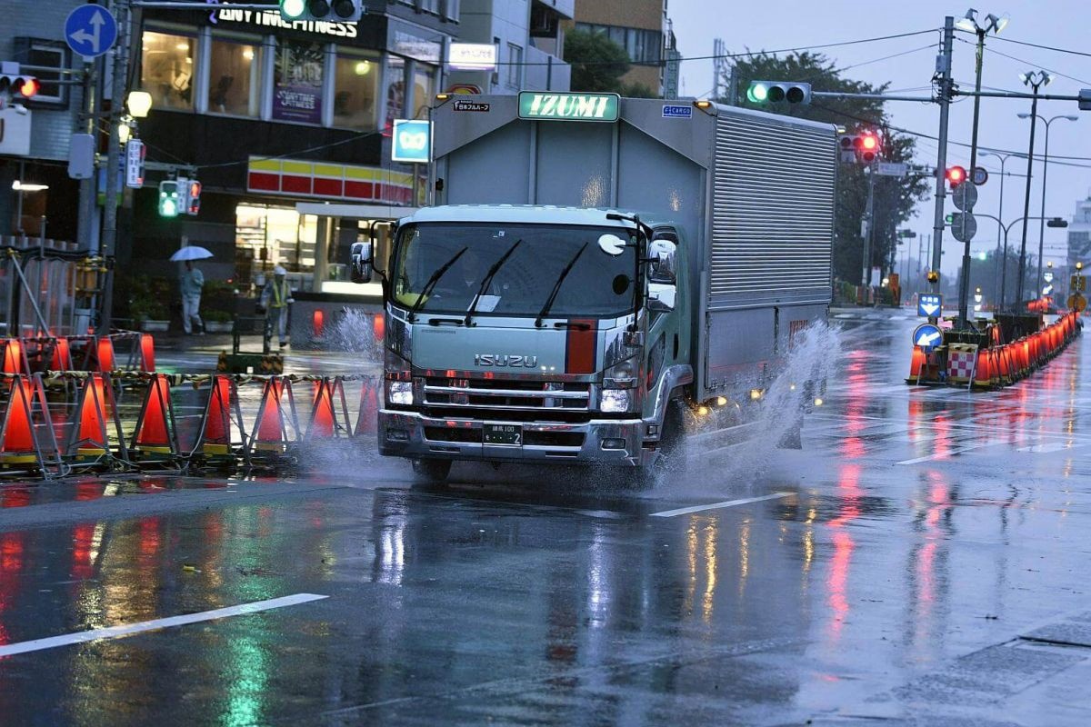 تصاویر | طوفان سهمگین «لان» در ژاپن با ۲۳ کشته