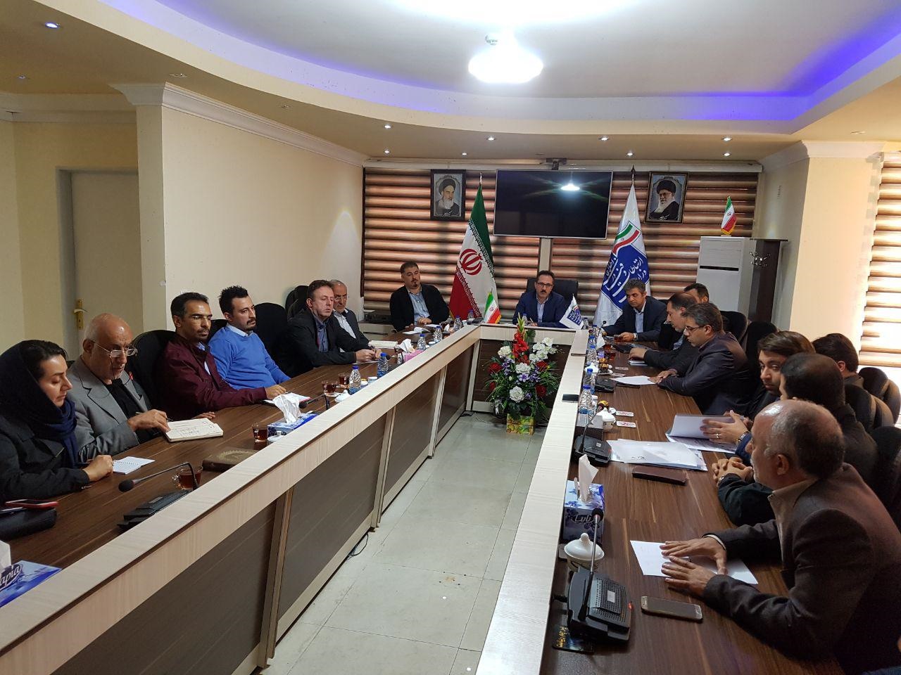 جلسه توسعه اینترنت رایگان در اماکن عمومی استان آذربایجان غربی برگزار شد