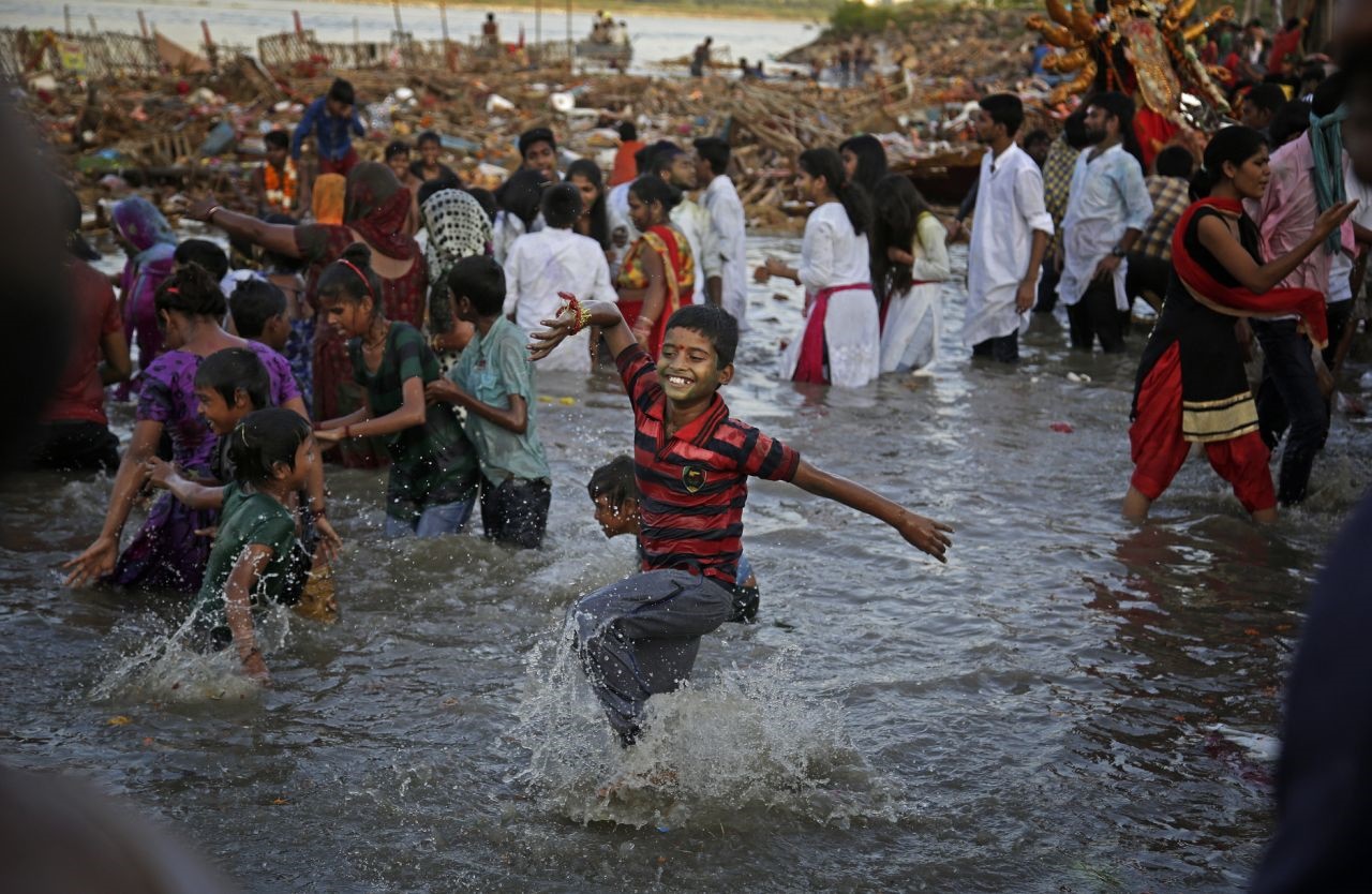 تصاویر | جشن پیروزی الهه بر دیو در هند