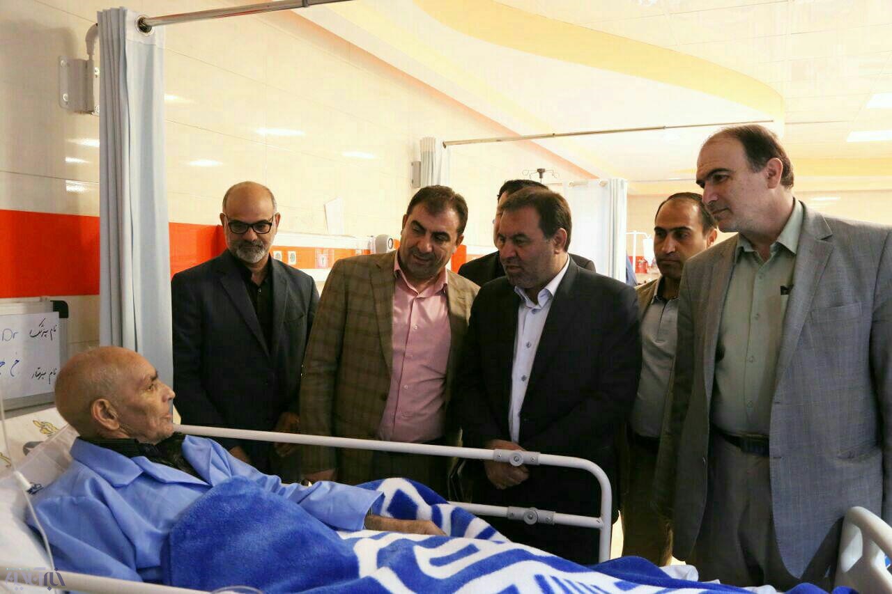 ‌بازدید استاندار لرستان از بخش‌های مختلف بیمارستان شهید رحیمی خرم آباد