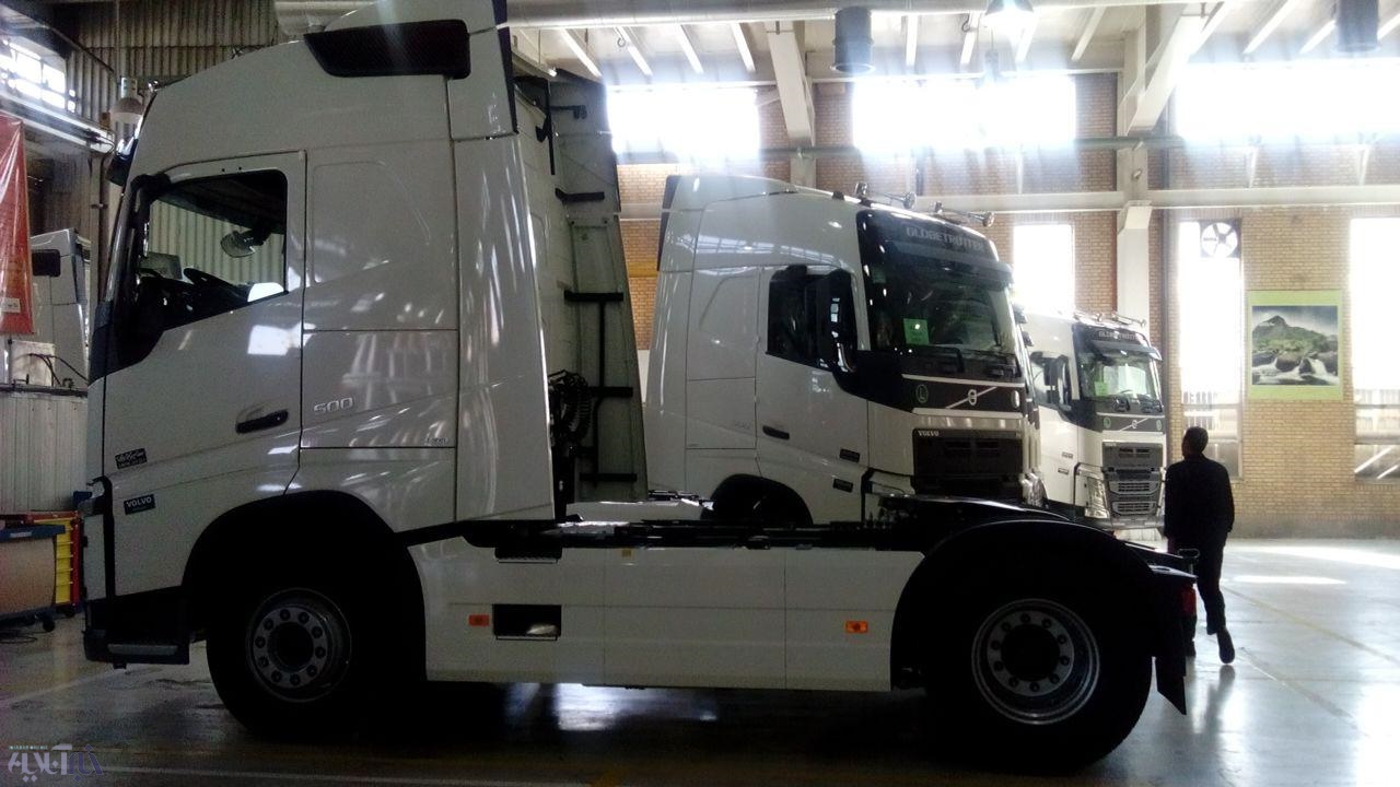 تصاویر | خط تولید کامیون ولوو در ایران را ببینید
