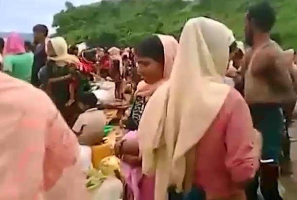 فیلم | وضعیت نامناسب مسلمانان روهینگیا هنگام فرار از میانمار