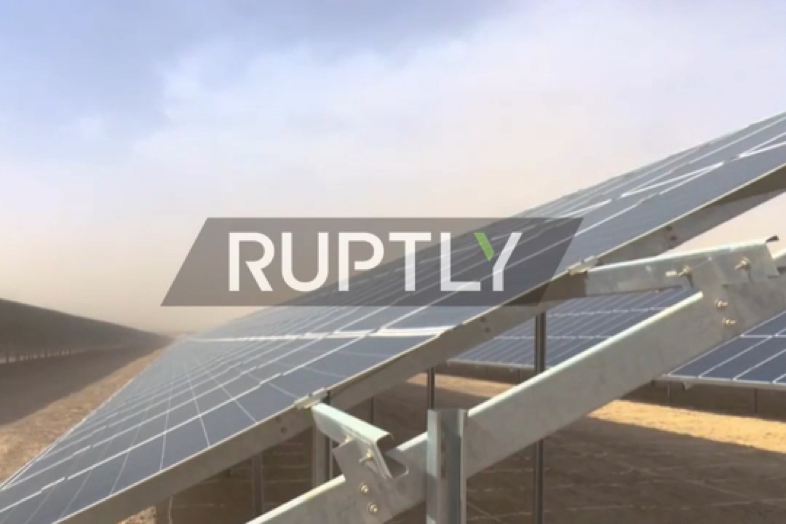 فیلم | بزرگترین نیروگاه خورشیدی جهان در اردن