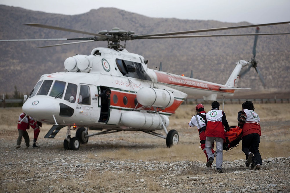 چرا بالگردهای امداد کشور توانایی عملیات در شب را ندارند؟/فناوری‌های لازم برای نجات زلزله‌زدگان