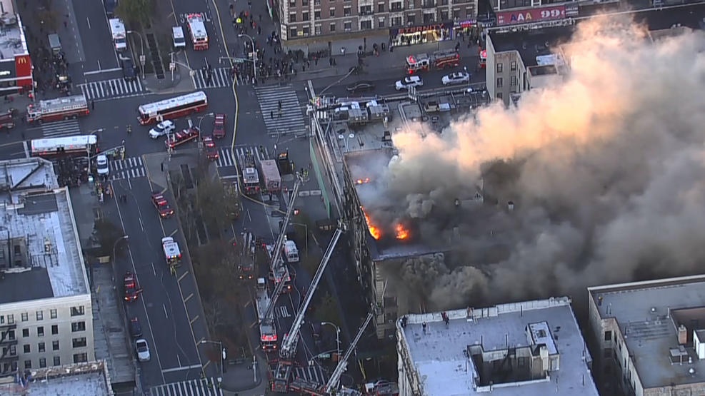 تصاویر | آتش‌سوزی مهیب در برج مسکونی همیلتون نیویورک