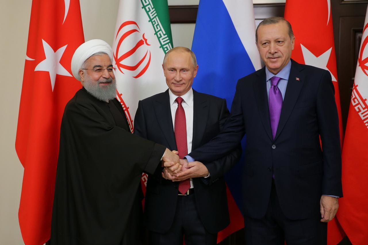 نظر شما درباره این عکس چیست؟/ دیدار روحانی، پوتین و اردوغان