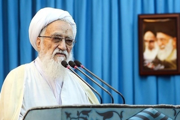فیلم | آیت‌الله موحدی کرمانی: خاک بر سر آمریکا که سپاه را تروریست می‌خواند