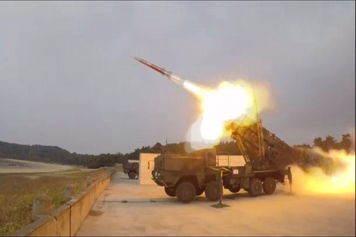 فیلم | رزمایش موشکی کره جنوبی در آستانه سفر ترامپ
