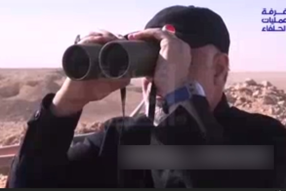 فیلم | فرماندهی قاسم سلیمانی در عملیات پاک‌سازی صحرای شرق سوریه