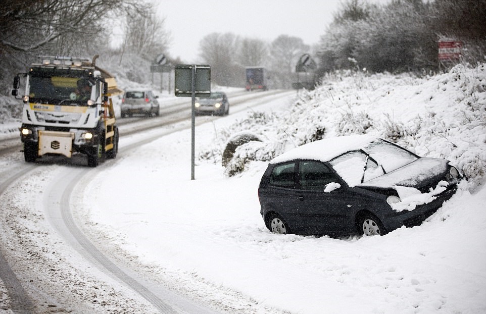 تصاویر | بارش بی‌سابقه برف و دمای منفی ۱۰ درجه در انگلستان