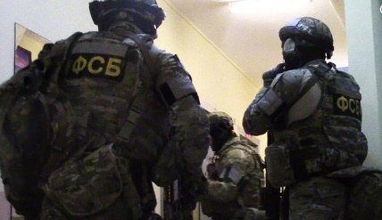 تصاویر | خنثی سازی عملیات تروریستی در سن‌پترزبورگ و بازداشت ۷ داعشی
