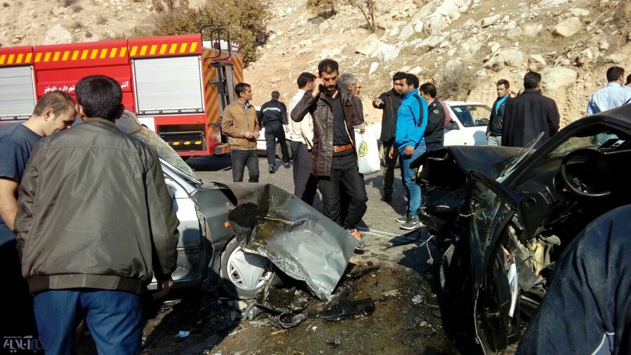 ۶کشته ومجروح در تصادف دوخودروسواری در جاده پلدختر - کرمانشاه 