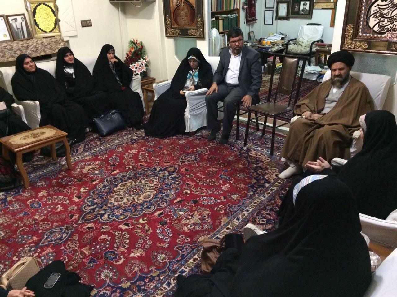 جلسه با فراکسیون زنان مجلس با آیت الله بطحائی