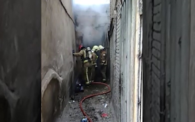 فیلم | آتش‌سوزی انبار پارچه در خیابان شوش