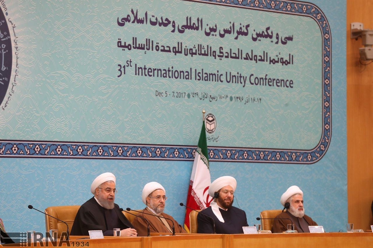تصاویر | حضور روحانی و ۲۲۰ شخصیت برجسته جهان اسلام در کنفرانس وحدت اسلامی