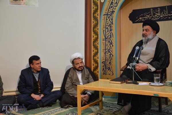  برگزاری جلسه تفسیر قرآن در اداره‌کل تعاون، کار و رفاه اجتماعی لرستان