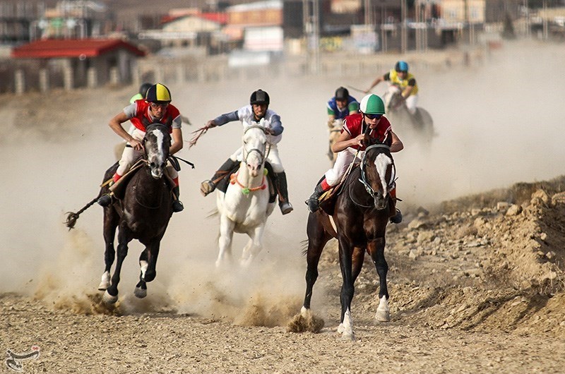 تصاویر | کورس اسب‌های ترکمن به‌مناسبت هفته وحدت