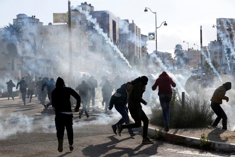 تصاویر | تظاهرات مردم فلسطین علیه ترامپ | بیش از ۱۰۰مجروح در درگیری مردم با پلیس