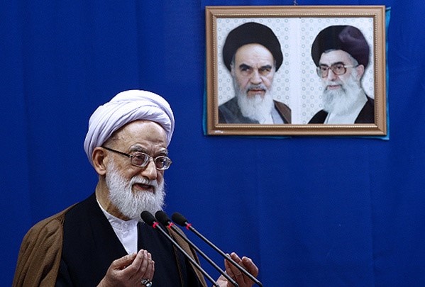 نگاه امام جمعه تهران به فرمان مهاجرتی ترامپ علیه ایران / باید در برابر اختلاف سلایق صبور باشیم