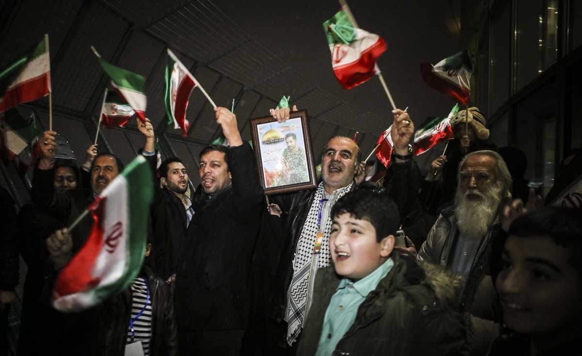 تصاویر | بانگ الله اکبر از فراز برج میلاد