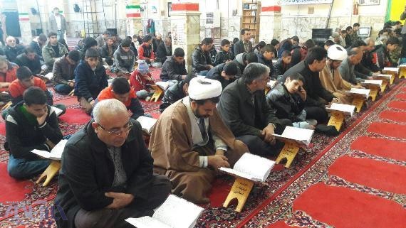 برگزاری محفل انس با قرآن در اسلام آبادغرب