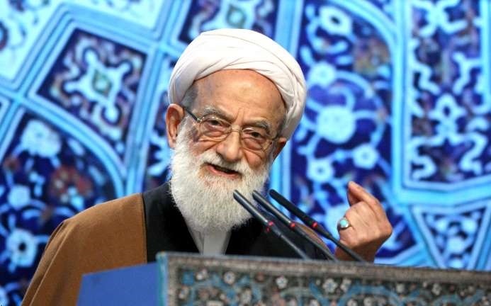 امام جمعه تهران: حاکمان اسلامی که دست دوستی به اسرائیل دادند، آدم نیستند/شب عید به افراد بینوا برسیم