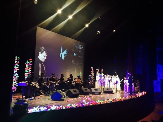 کنسرت «آواز ارغوان» با یاد محمدرضا شجریان به روی صحنه رفت