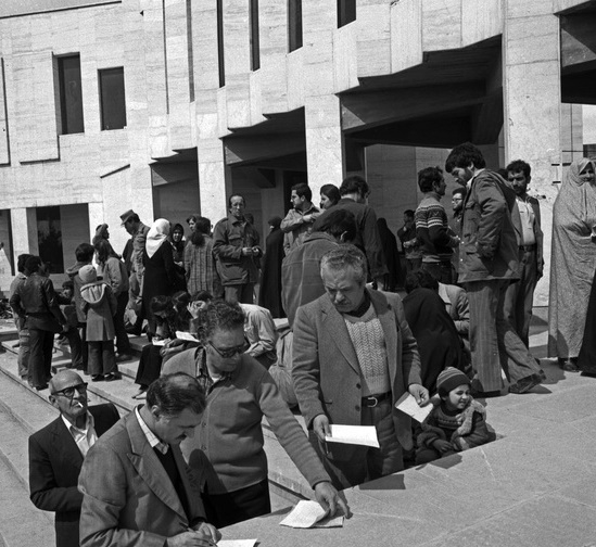 تصاویر | ۳۷سال پیش در چنین روزی؛ نخستین دوره انتخابات مجلس شورای اسلامی