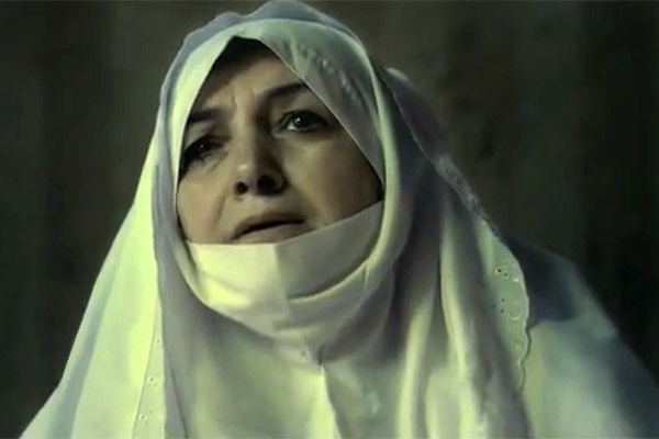 فیلم | نماهنگ «بی قرار» باصدای محسن چاوشی تقدیم به مادران شهدا