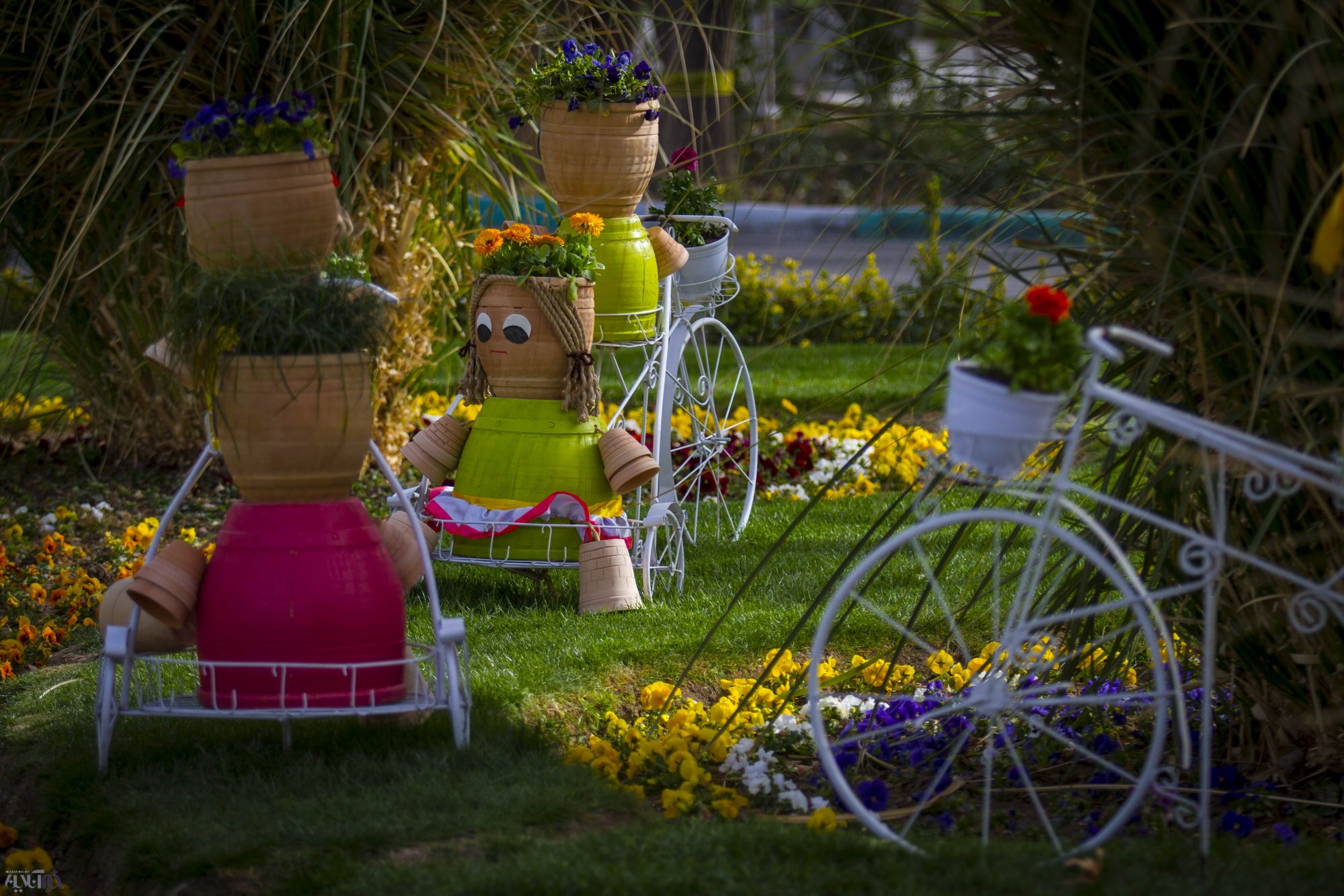 اصفهان متفاوت/پا برکاب بهار در شهر دوچرخه ها