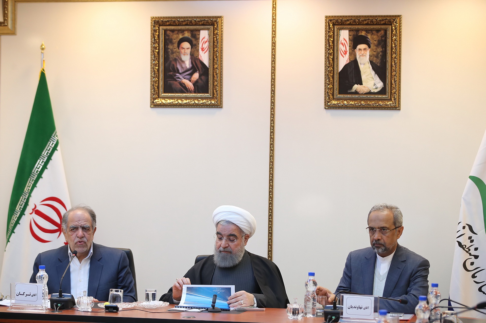 روحانی: برجام سایه جنگ، تهدید و تحریم را از کشور برداشت