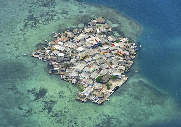 تصاویر | سانتا کروز؛ پرجمعیت‌ترین جزیره کوچک جهان