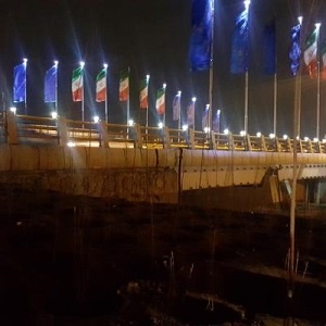 عرشه پل سوم خرداد روشن شد