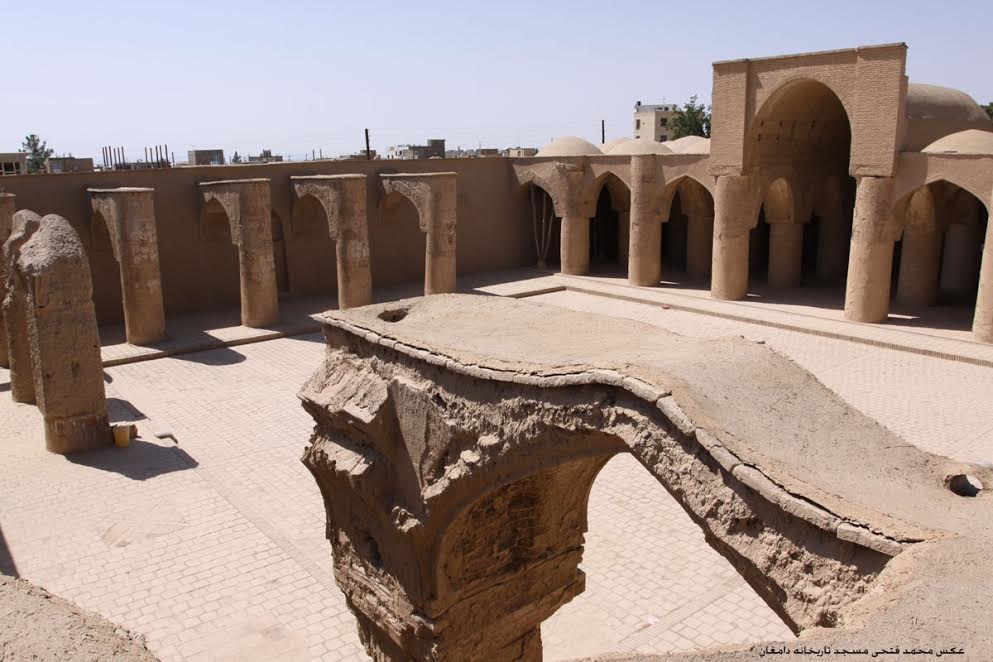 آغاز مرمت مناره تاریخی مسجد تاریخانه دامغان