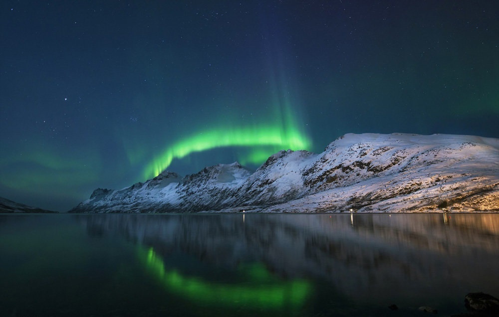 تصاویر | شفق قطبی در آسمان نروژ؛ حاصل ۱۰ سال تلاش یک عکاس