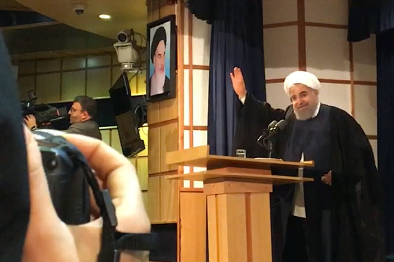 فیلم | استقبال ویژه خبرنگاران از روحانی | رئیس جمهور: دوباره آمده‌ام برای ایران
