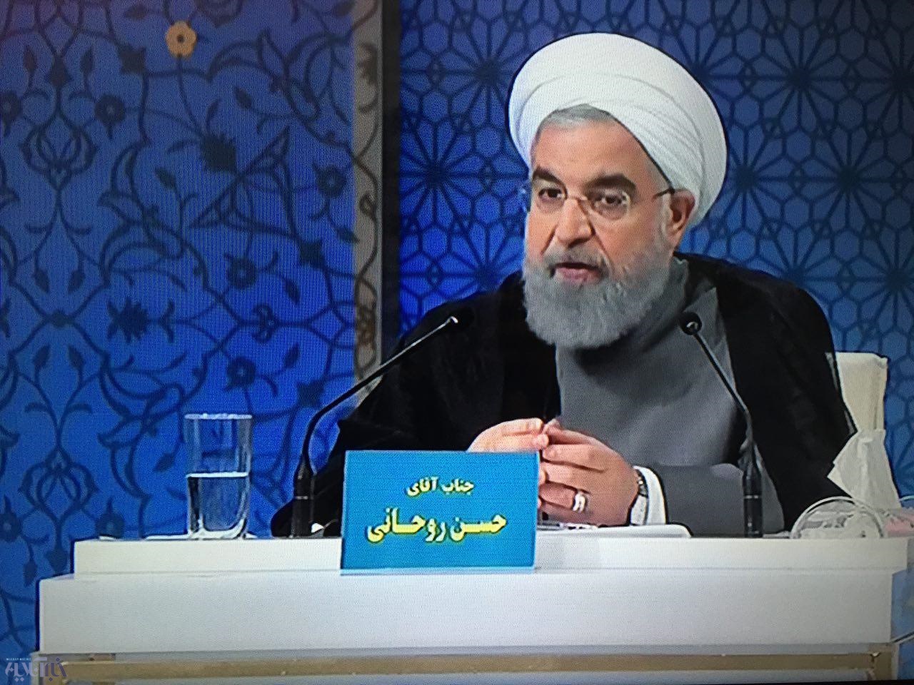 رئیسی:دولت‌ها حالت اپوزیسیون نگیرند/برنامه روحانی برای اشتغال زنان /میرسلیم برای ترافیک چه می‌کند؟