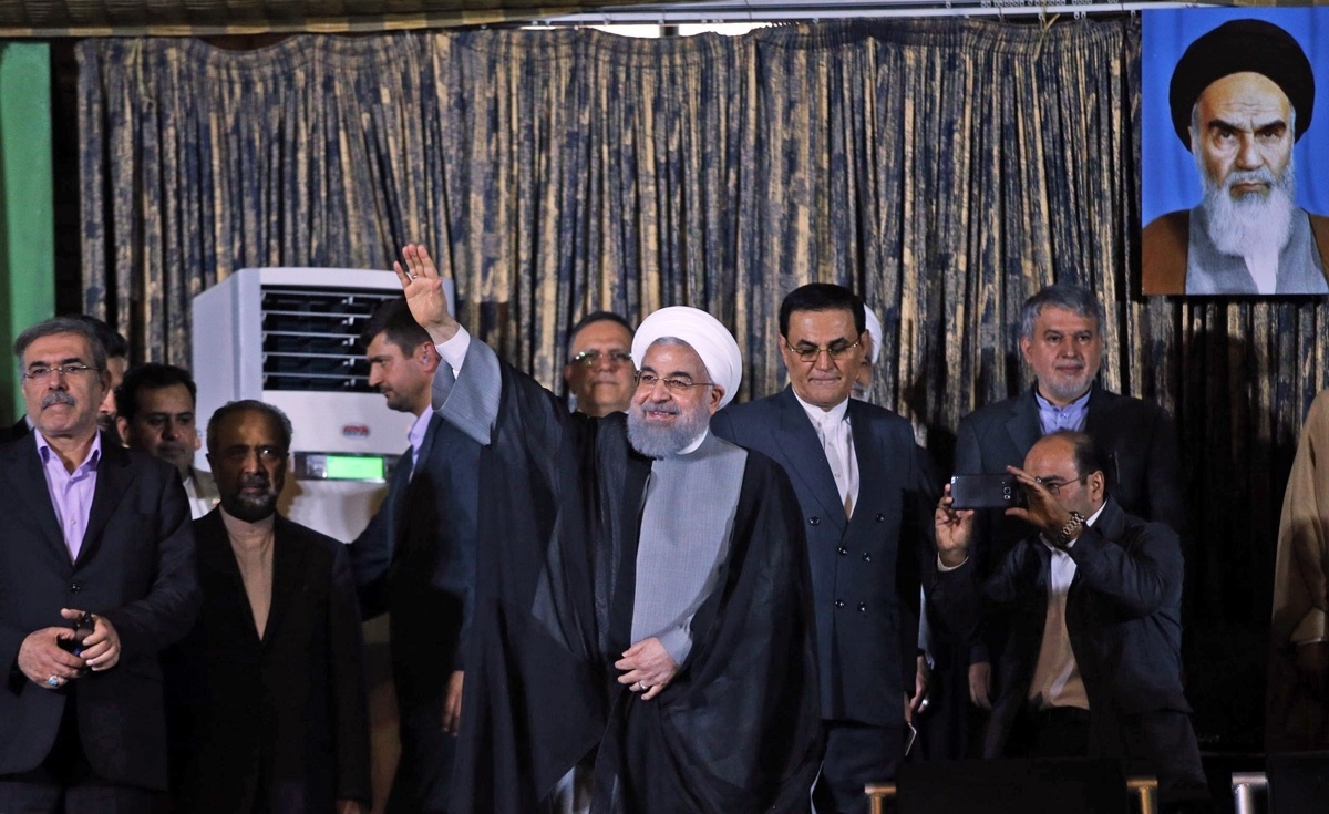 روحانی: دلواپس‌ها هم برای برجام نگران می‌شوند هم افتتاح‌ها/به درۀ رکورد، تورم و تحریم‌ها برنمی‌گردیم