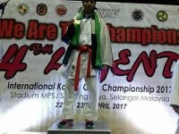 کسب مدال طلا کاراته کا دختر گیلانی در رقابتهای بین المللی مالزی