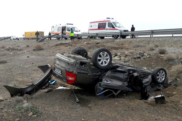 ٧ نفر کشته نتیجه بی‌احتیاطی راننده زانتیا/ تصادفی زنجیره‌ای در کیلومتر ٩٠ جاده زنجان-قزوین