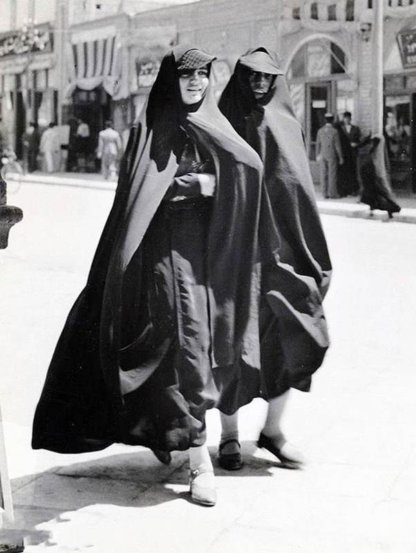عکس | پوشش زنان تهرانی در سال ۱۳۱۳