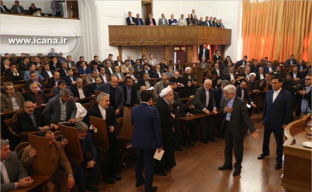 عکس | دیدار روحانی با ۱۷۰ نماینده در مجلس شورای اسلامی