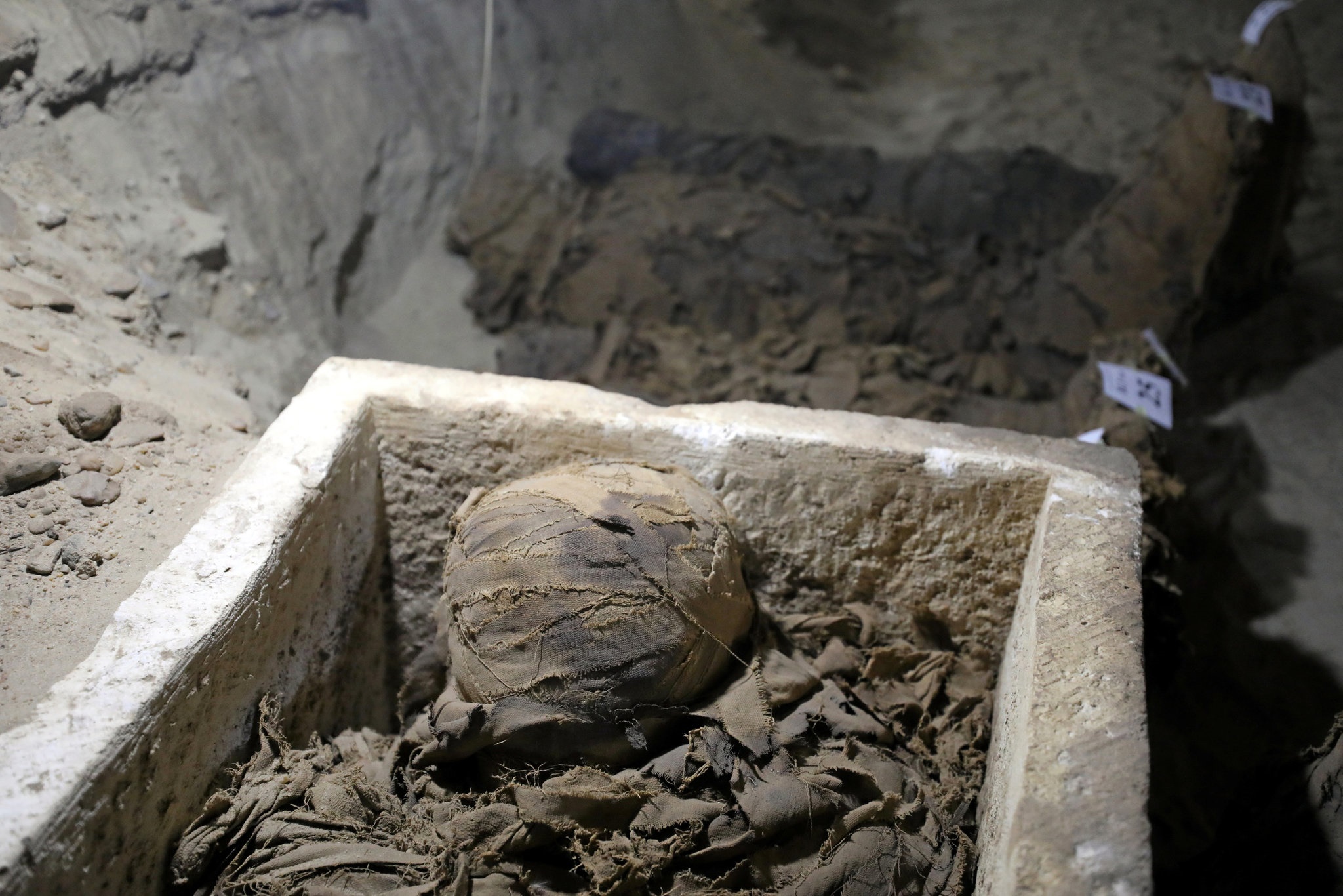 تصاویر | کشف ۱۷ مومیایی چندین هزار ساله در مصر
