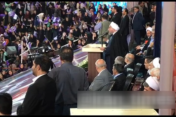 فیلم | روحانی در تبریز: آن‌قدر پررو شده‌اند که گزارش دروغ خدمت مقام معظم رهبری می‌فرستند