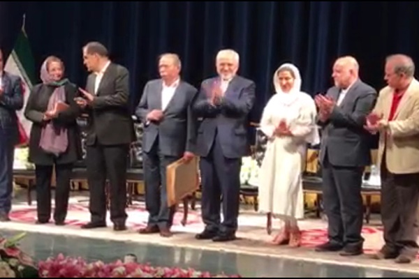 فیلم | علی نصیریان: دولت روحانی دولت خرد و تدبیر است