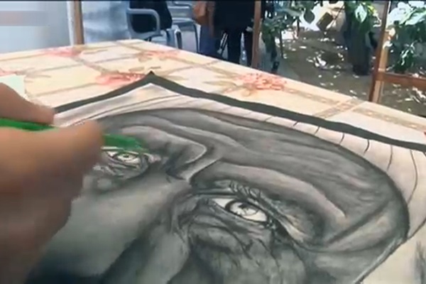 فیلم | نمایشگاه نقاشی یک جوان فلسطینی به اسم "نکبت"